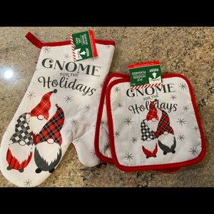 Gnome For the Holidays Kitchen Set
